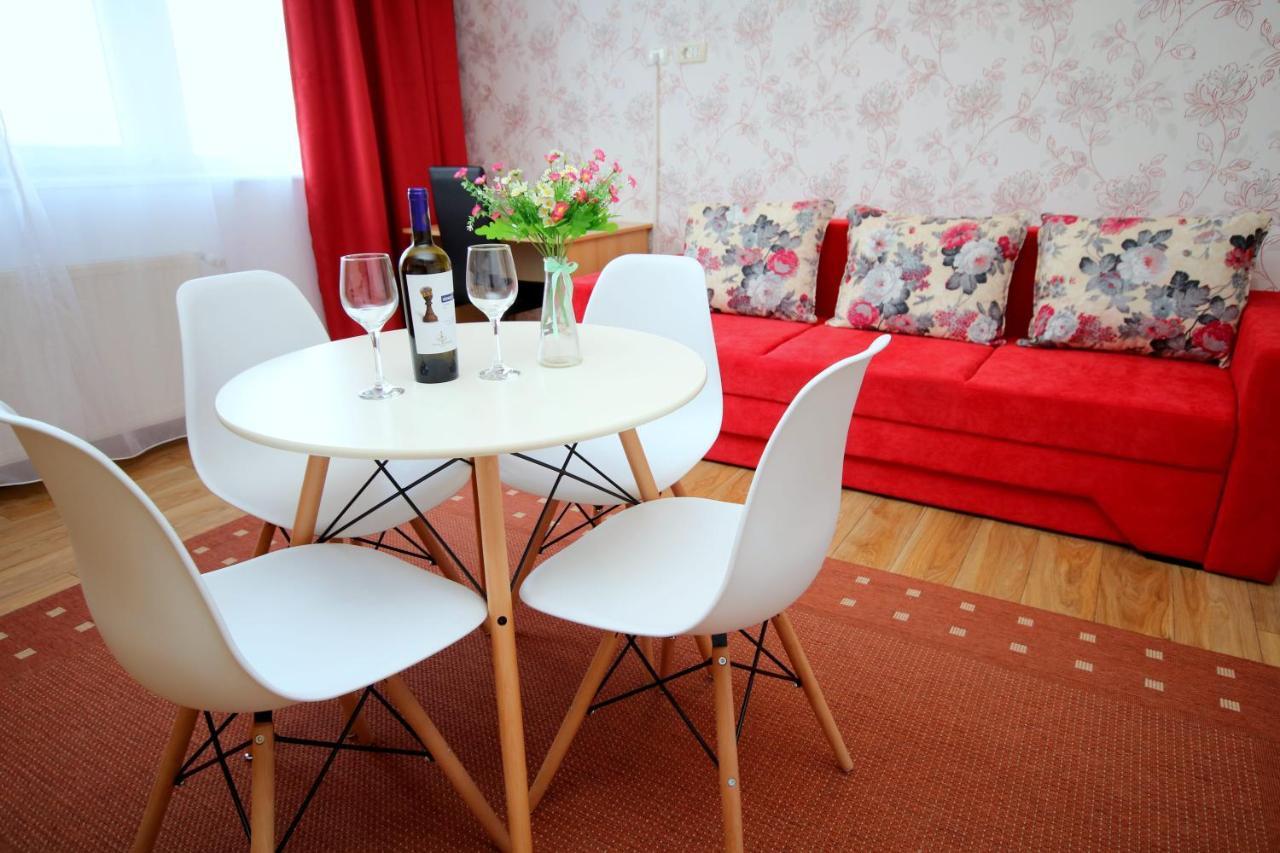 Flowers Apartments Тімішоара Екстер'єр фото